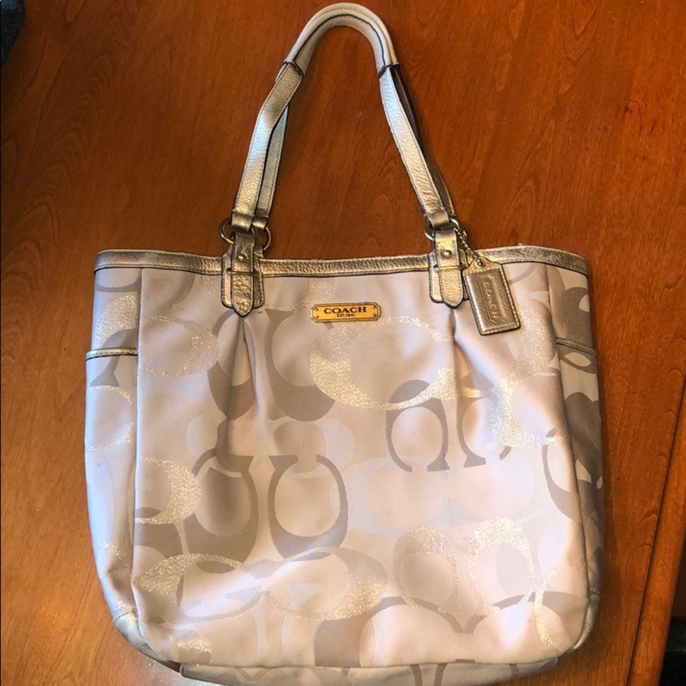 Coach tote